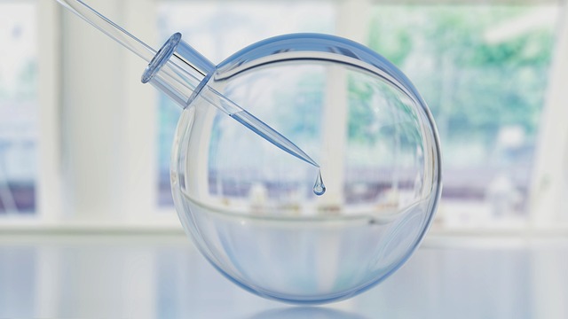 聚氨酯涂料厚涂快干劑如何影響涂層的流平性、物理力學性能、耐磨性和耐候性。